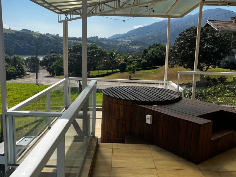 CHACARA EM CONDOMÍNIO NA REPRESA