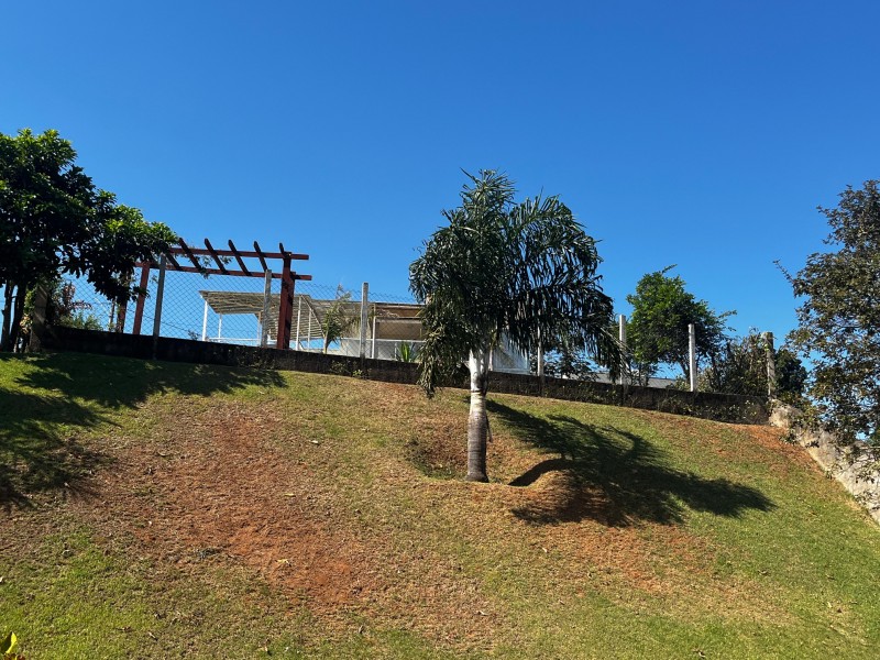 CHACARA EM CONDOMÍNIO NA REPRESA
