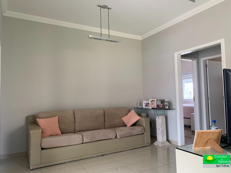 LINDA CASA COM PISCINA