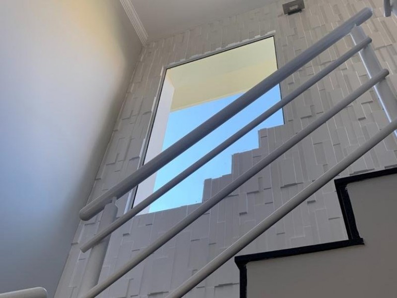 LINDA CASA COM PISCINA