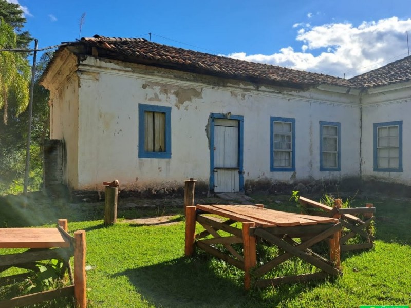 FAZENDA COLONIAL