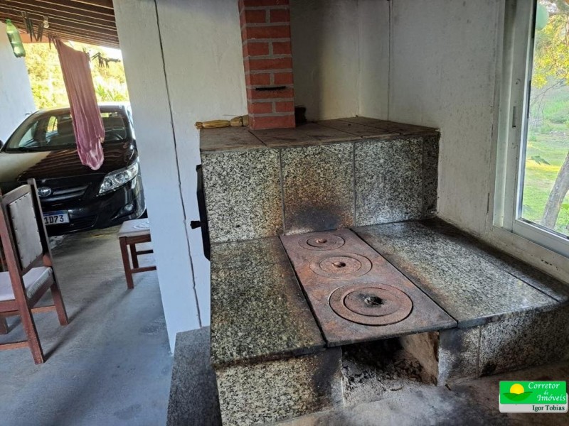 SITIO COM CÓRREGO OTIMA LOCALIZAÇÃO