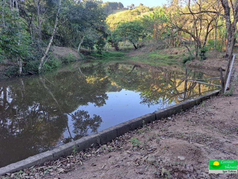 SITIO COM CÓRREGO OTIMA LOCALIZAÇÃO