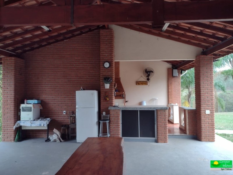 SITIO PROXIMO A CIDADE