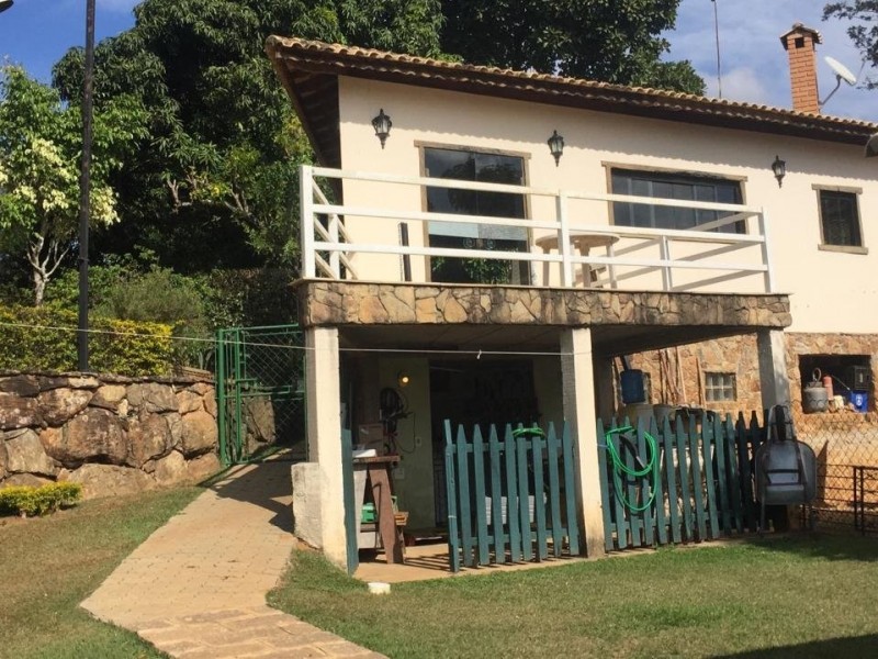 LINDA CASA CONDOMINIO 40 CASAS