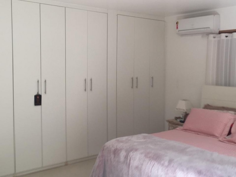 LINDA CASA CONDOMINIO 40 CASAS