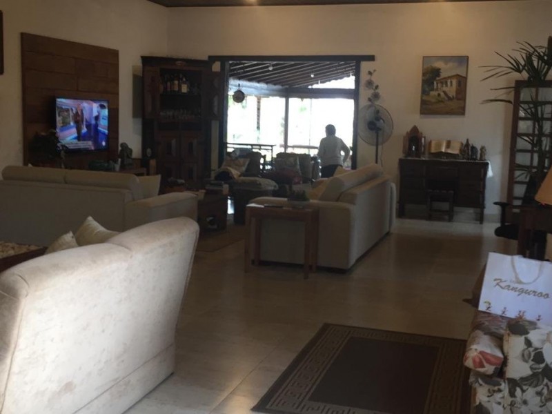 LINDA CASA CONDOMINIO 40 CASAS