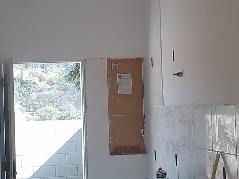 CASA NOVA EM  SERRA NEGRA