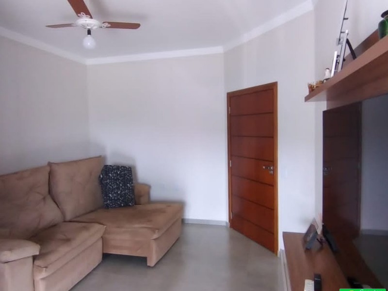 SOBRADO COM LINDA VISTA