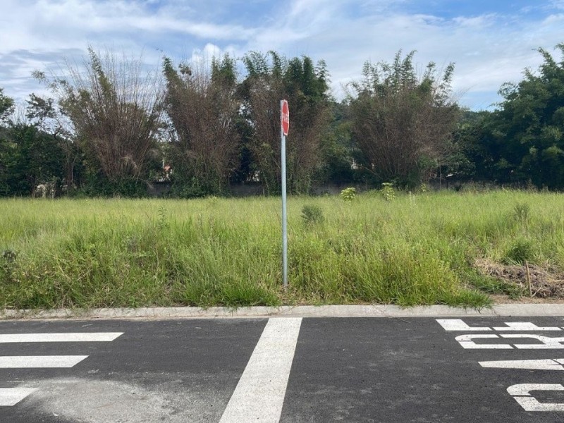 TERRENO PARCELADO