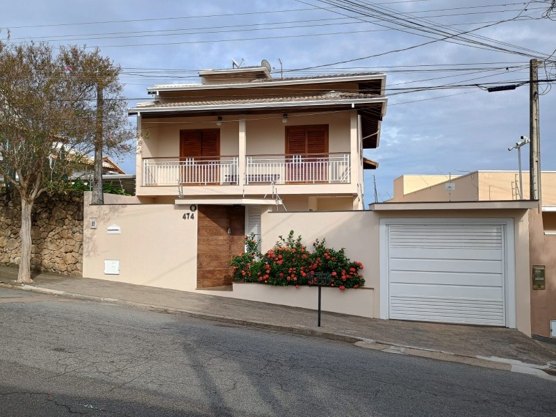CASA ALTO PADRÃO