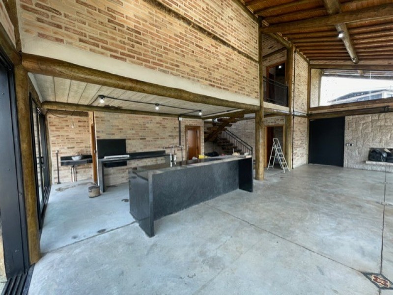 CASA ALTO PADRÃO CONDOMINIO 