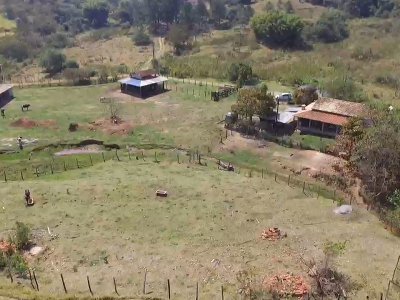 SITIO C/ ÁGUA