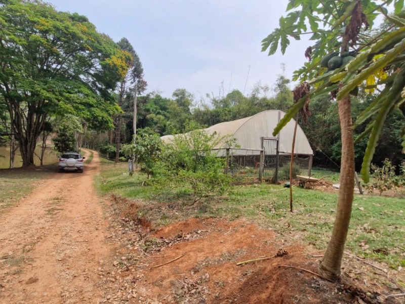 LINDA ÁREA RURAL + REPRESA