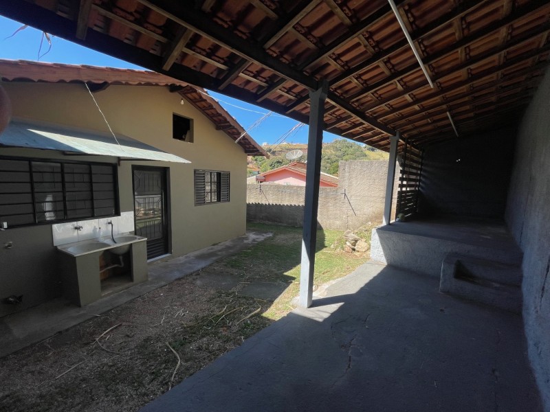 CASA ACONCHEGANTE + EDICULA