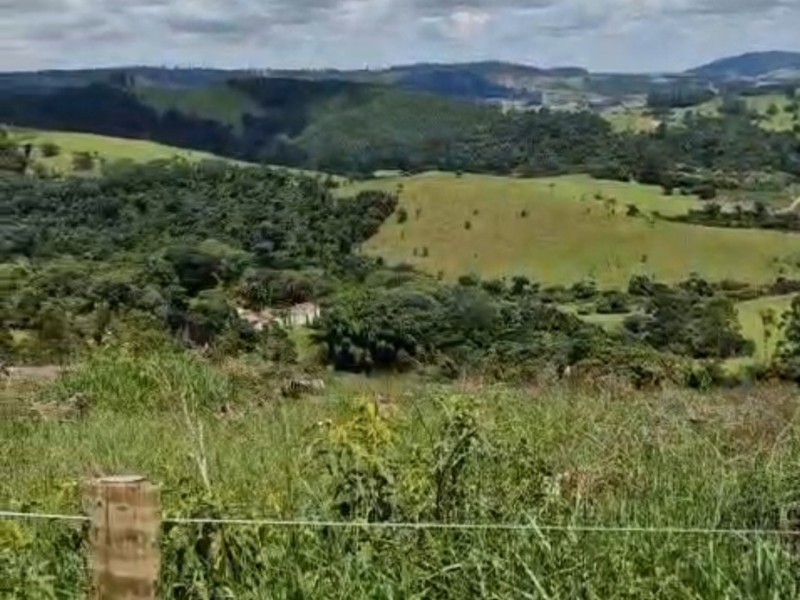 ÁREA RURAL COM LINDA VISTA 