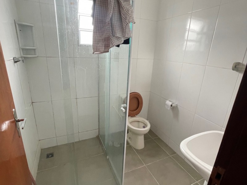 CASA COM ÓTIMA RENDA