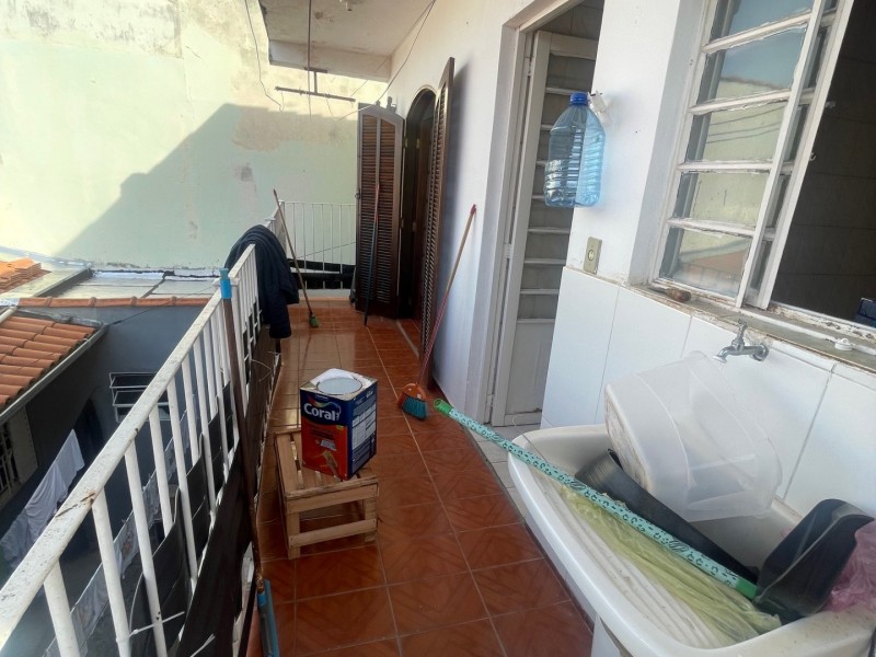 CASA COM ÓTIMA RENDA