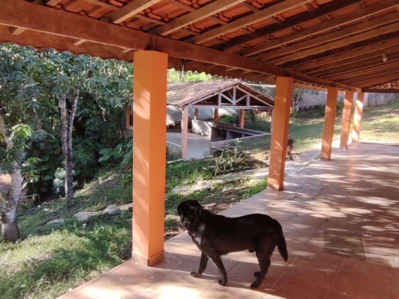 CHÁCARA ACONCHEGANTE MARGEIA RIO