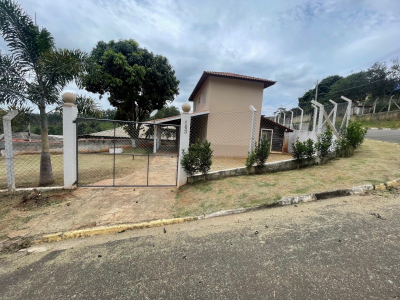 CHACARA SOBRADO ESQUINA 