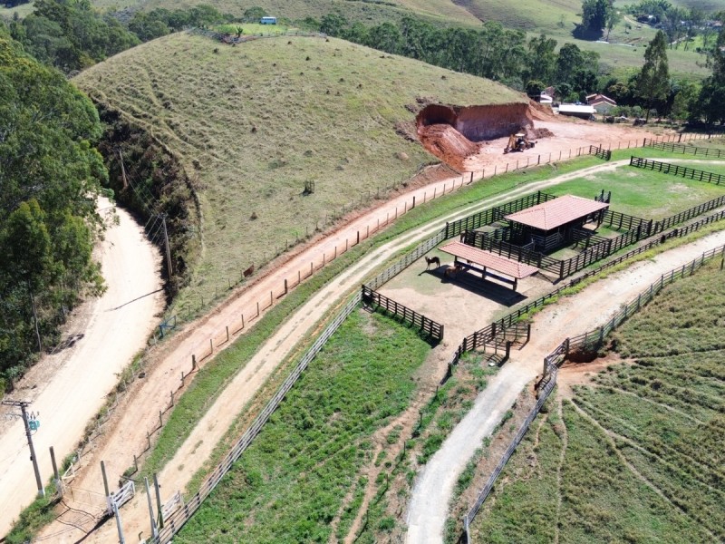 EXCELENTE PROPRIEDADE RURAL 9 ALQUEIRES